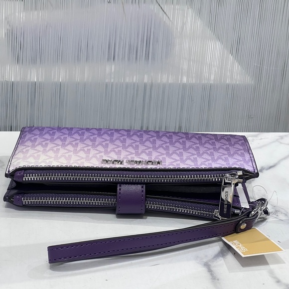 Michael Kors Jet Set Travel Double Zip Wristlet - Picture 6 of 7